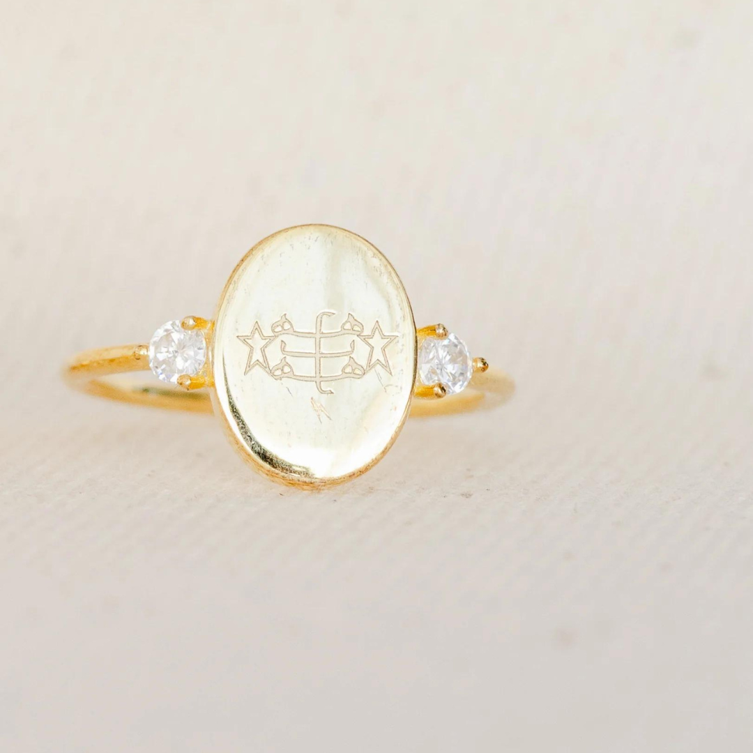 gold oval Bahai ringstone symbol ring with zircon diamond past present future 